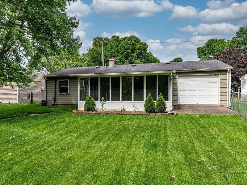 9814 Loralinda Drive, Colerain Township, OH 45251 Photo 6