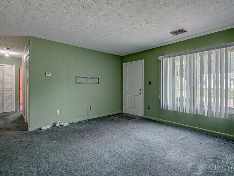9814 Loralinda Drive, Colerain Township, OH 45251 Photo 9