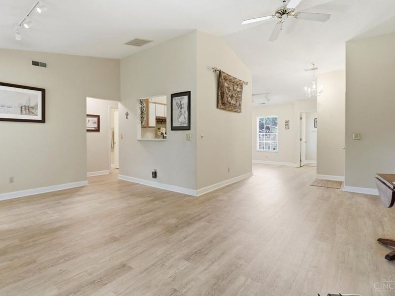 1825 S Marshall Road, Unit I1, Middletown, OH 45044 Photo 5
