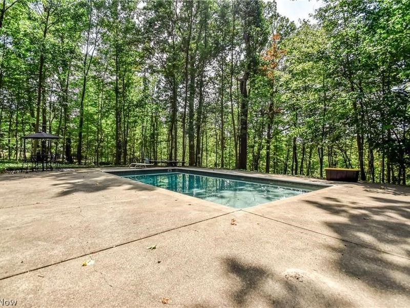2531 Timberline Drive , Willoughby Hills, OH 44094 Photo 10