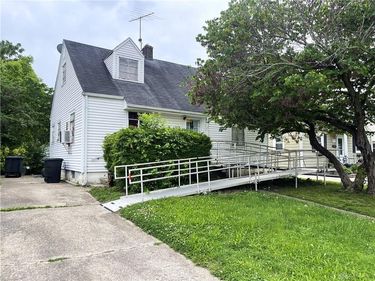 1146 E Lindsey Avenue, Miamisburg, OH 45342