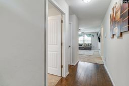 570 Kimpton Drive  photo 4