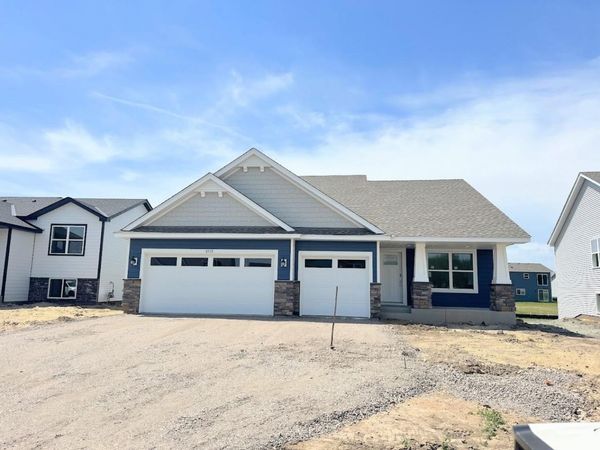 8559 Farmstead Avenue NE, Monticello, MN 55362