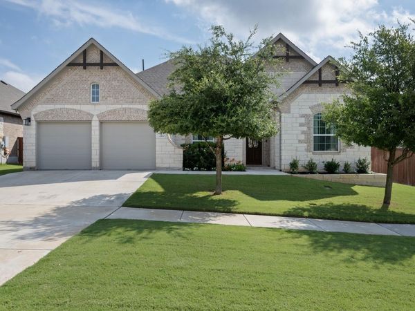 2100 Highland Ridge RD, Georgetown, TX 78628