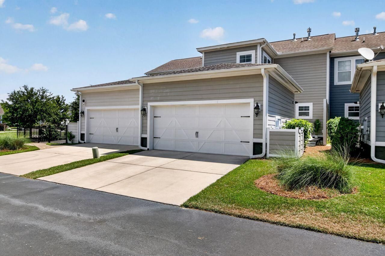 3413 Fairwater Place Photo 24