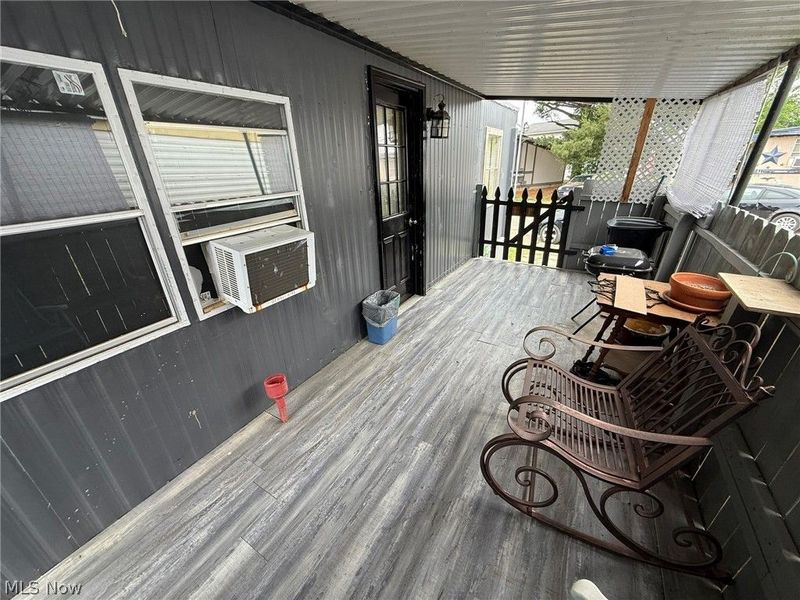 614 Karen Avenue NW, New Philadelphia, OH 44663 Photo 2