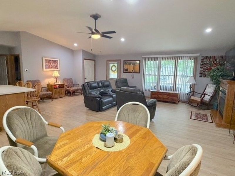 1481 3rd Street SE, New Philadelphia, OH 44663 Photo 12