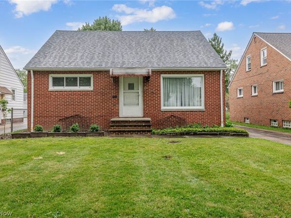 5670 Cherokee Drive , Lyndhurst, OH 44124