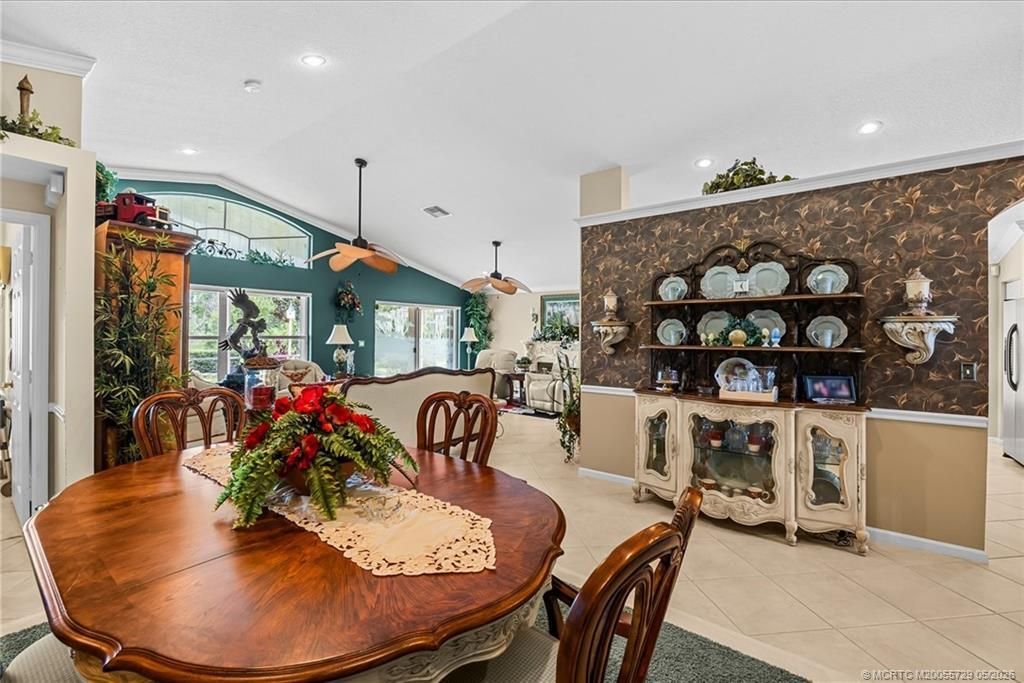 6948 SE Twin Oaks Circle, Stuart, FL 34997 Photo