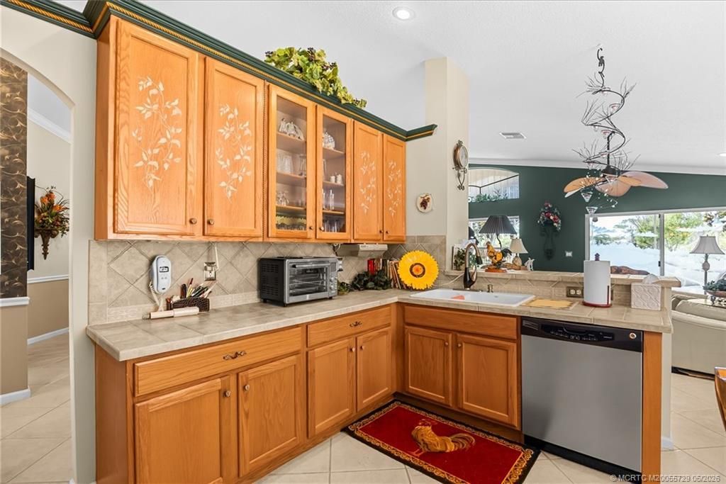 6948 SE Twin Oaks Circle, Stuart, FL 34997 Photo