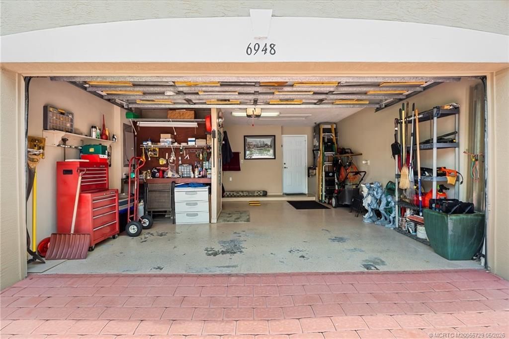6948 SE Twin Oaks Circle, Stuart, FL 34997 Photo