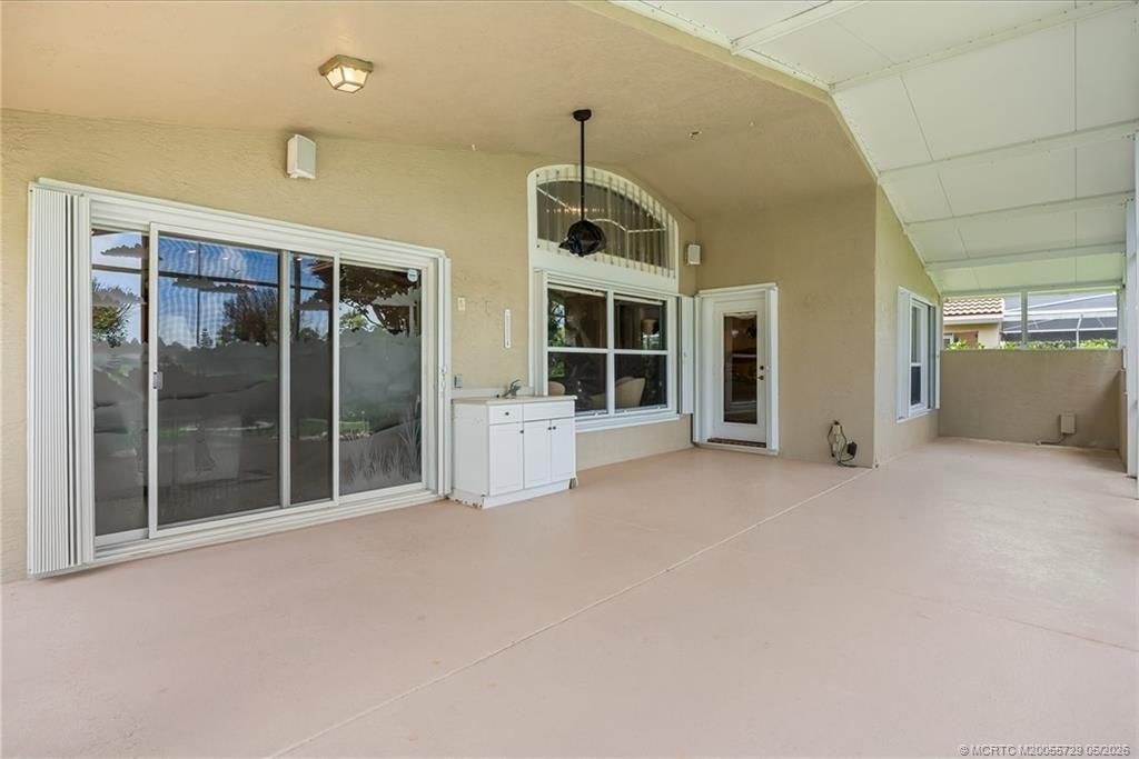 6948 SE Twin Oaks Circle, Stuart, FL 34997 Photo