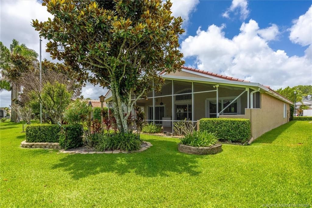 6948 SE Twin Oaks Circle, Stuart, FL 34997 Photo