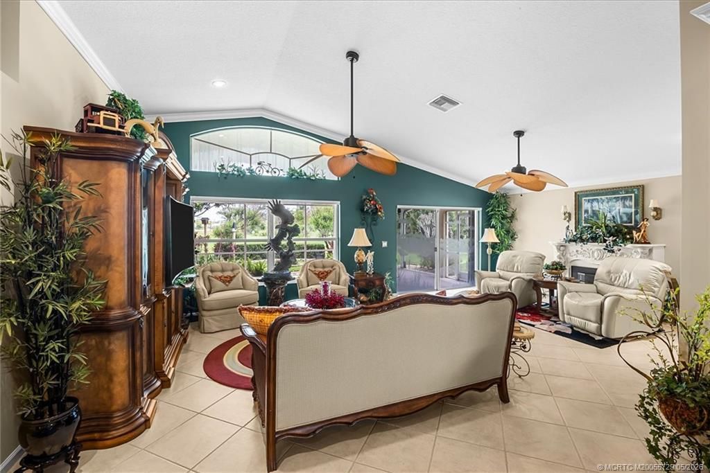 6948 SE Twin Oaks Circle, Stuart, FL 34997 Photo