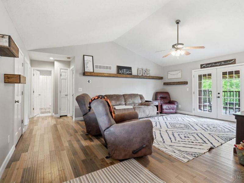 108 Farrar Drive, Aurora, IN 47001 Photo 11