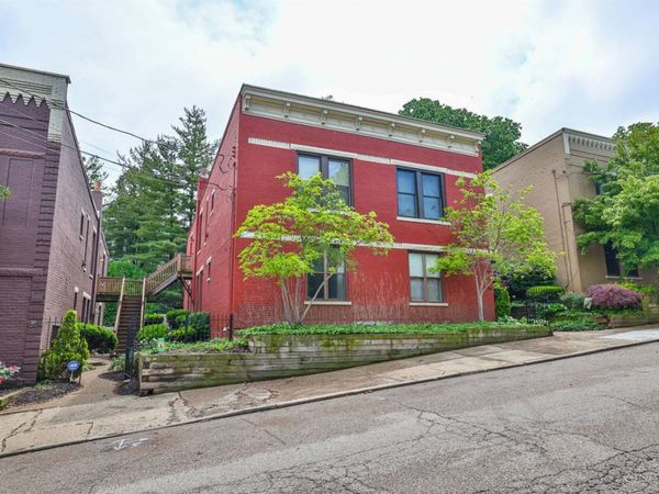 989 Paradrome Street, Cincinnati, OH 45202