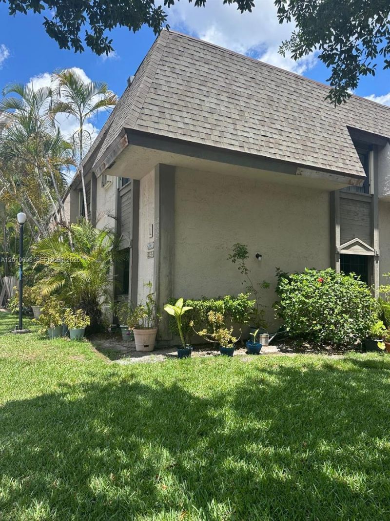 3622 NW 95th Ter , Unit 2L, Sunrise, FL 33351 Photo