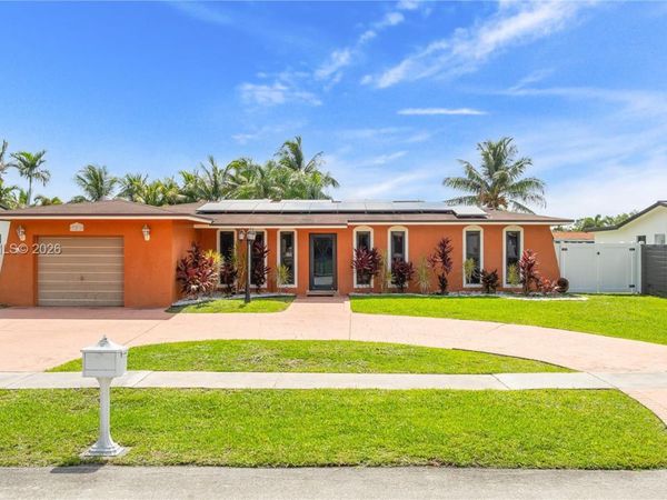 321 NW 96th Ave , Pembroke Pines, FL 33024