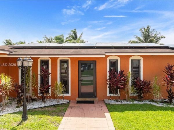 321 NW 96th Ave, Pembroke Pines, FL 33024