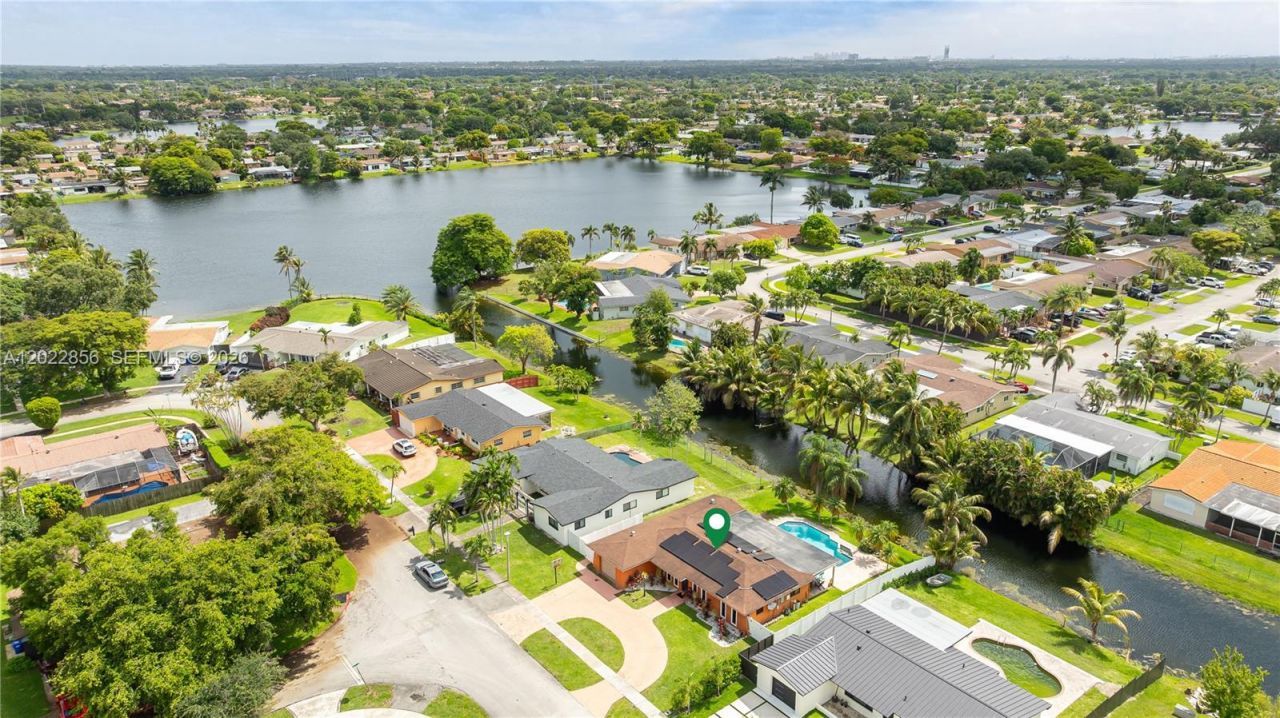 321 NW 96th Ave, Pembroke Pines, FL 33024 Photo