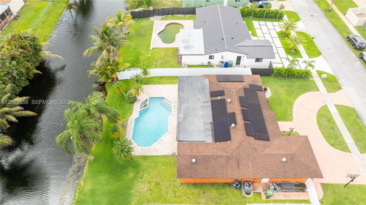 321 NW 96th Ave, Pembroke Pines, FL 33024 Photo
