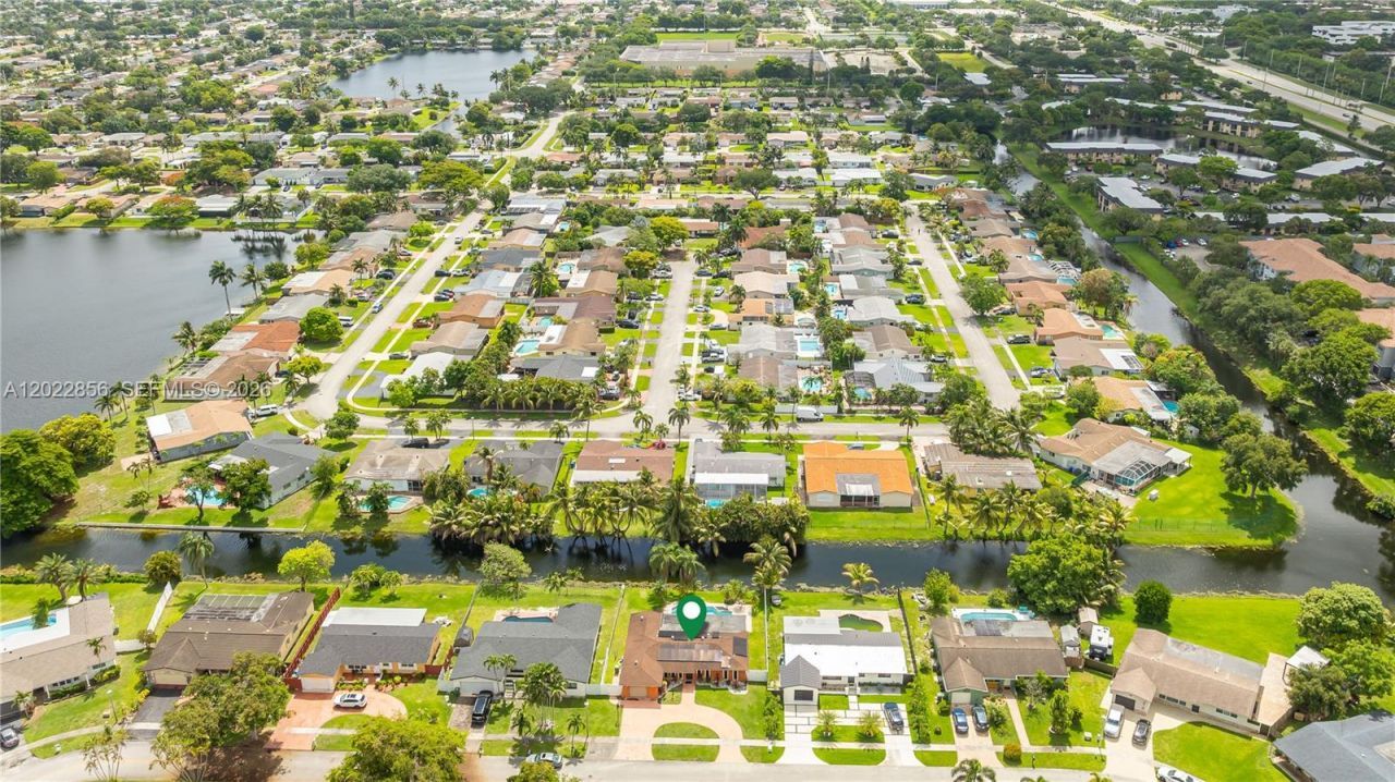 321 NW 96th Ave, Pembroke Pines, FL 33024 Photo