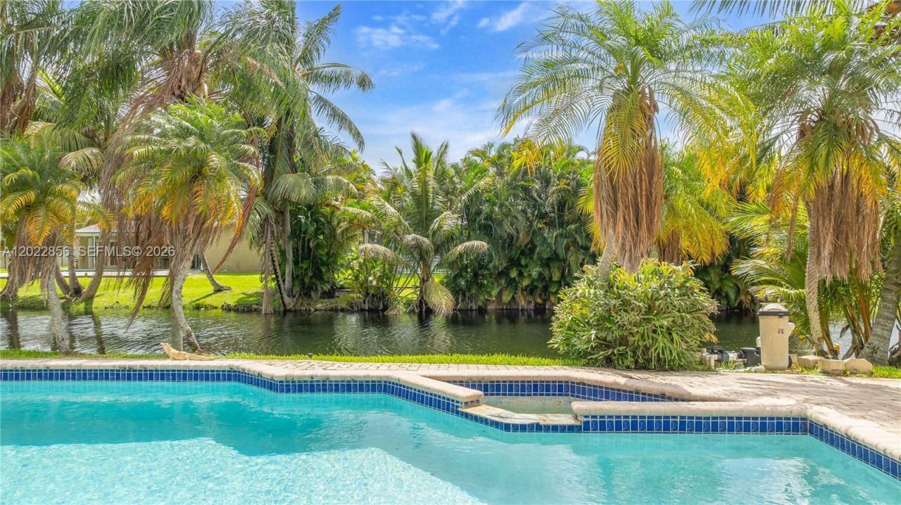 321 NW 96th Ave, Pembroke Pines, FL 33024 Photo