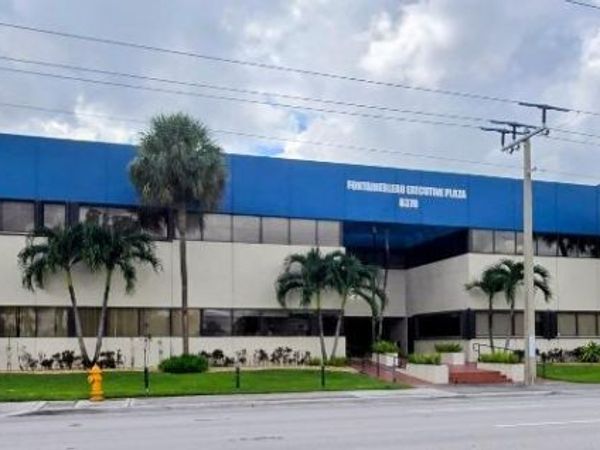 8370 W Flagler St , Unit 246, Miami, FL 33144