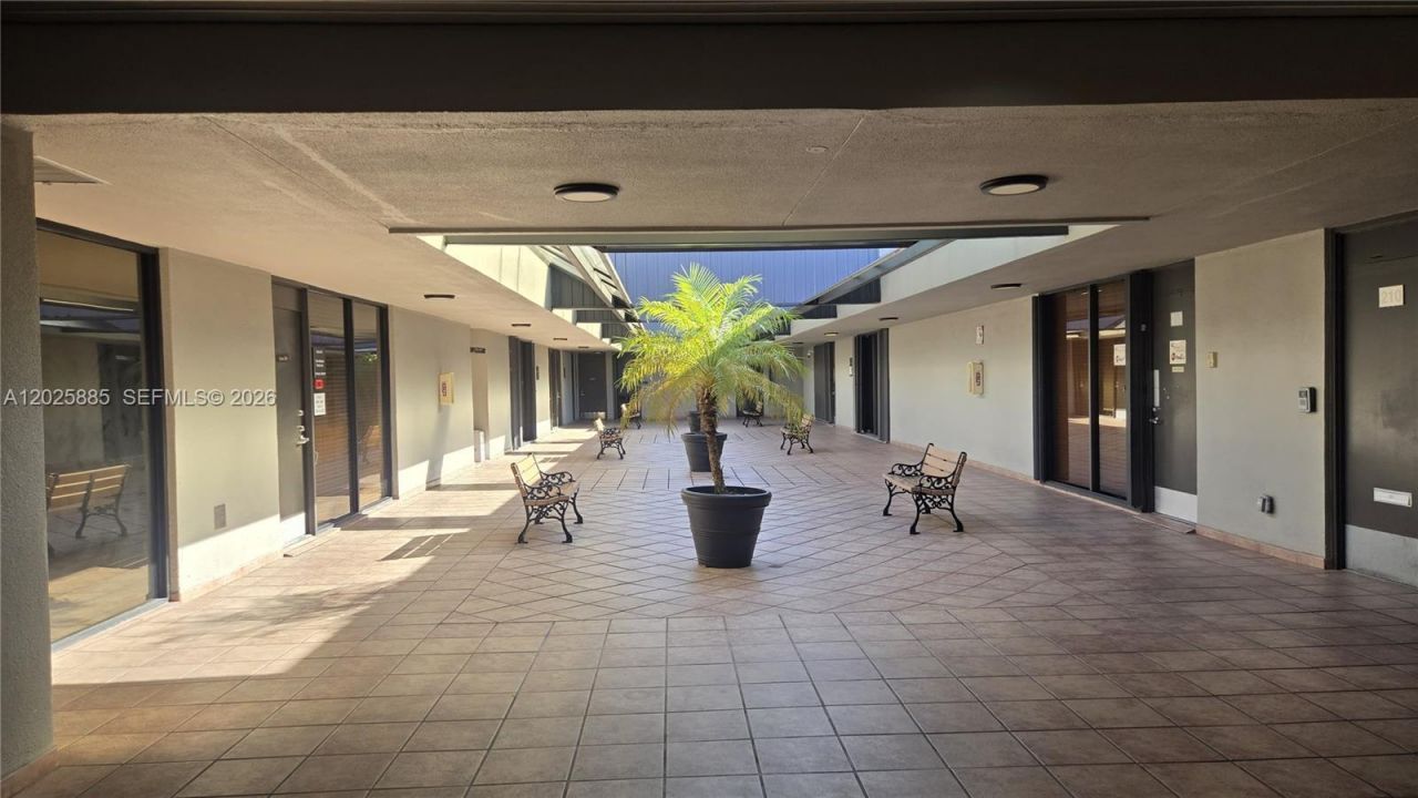 8370 W Flagler St , Unit 246, Miami, FL 33144 Photo