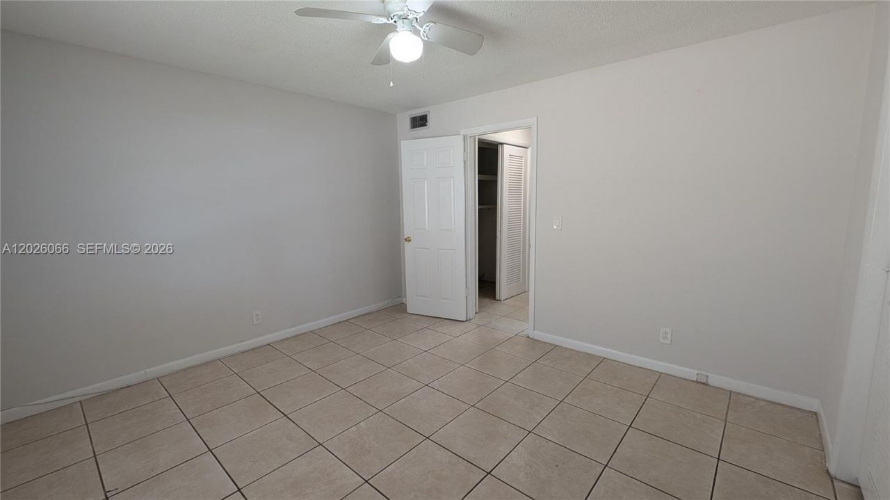 700 Atlantic Shores Blvd , Unit 8, Hallandale Beach, FL 33009 Photo