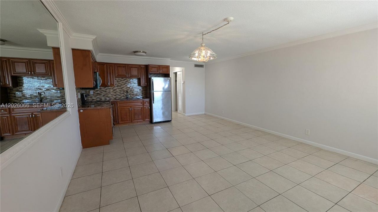 700 Atlantic Shores Blvd , Unit 8, Hallandale Beach, FL 33009 Photo