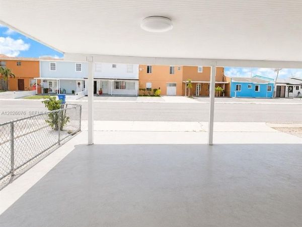 Unit 2 FLOOR, Miami Gardens, FL 33055
