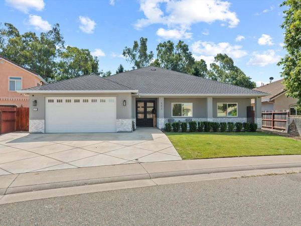 502 Robin Ct, Ione, CA 95640