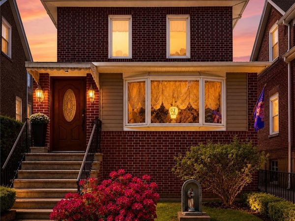1715 Hering Avenue , Bronx, NY 10461