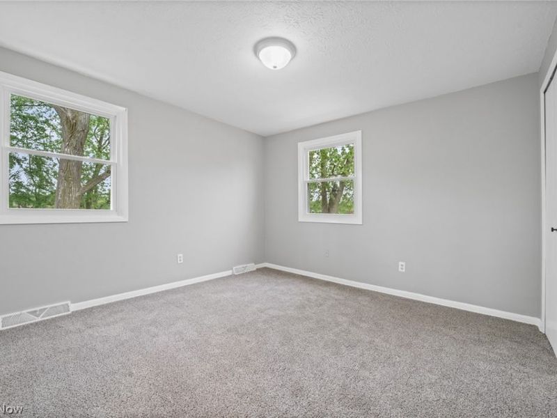 270 Riveredge Parkway, Berea, OH 44017 Photo 23
