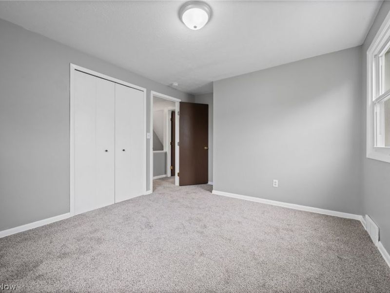 270 Riveredge Parkway, Berea, OH 44017 Photo 28