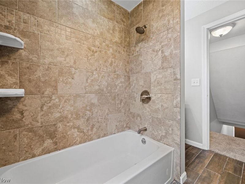 270 Riveredge Parkway, Berea, OH 44017 Photo 32