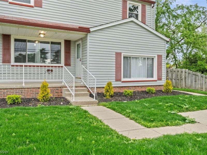 270 Riveredge Parkway, Berea, OH 44017 Photo 5