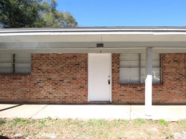 6620 Applegate St, Milton, FL 32570
