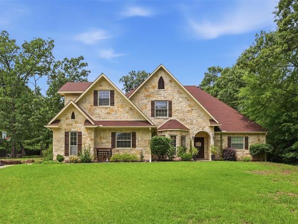 1500 April Drive , Sulphur Springs, TX 75482