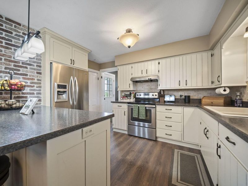 8761 Watkins Road , Marysville, OH 43040 Photo 13