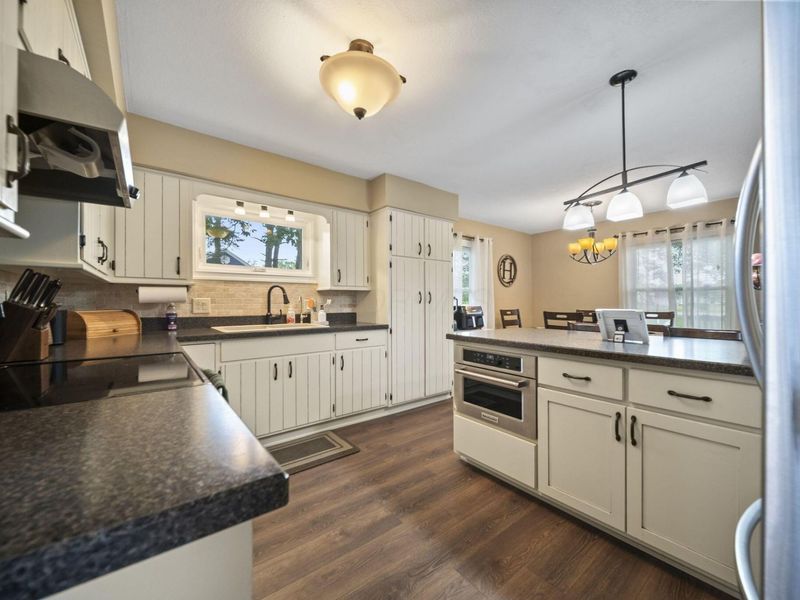 8761 Watkins Road , Marysville, OH 43040 Photo 14