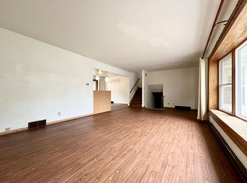 Main Photo