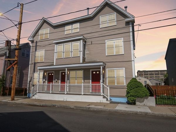 24 Harris St, Unit A, Peabody, MA 01960