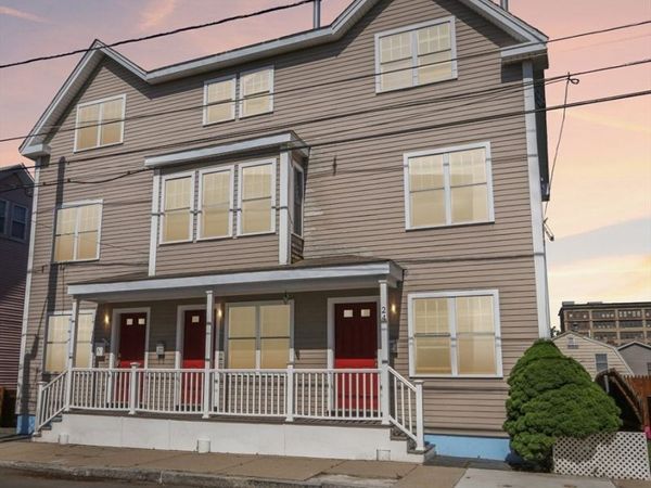 24 Harris St, Unit A, Peabody, MA 01960