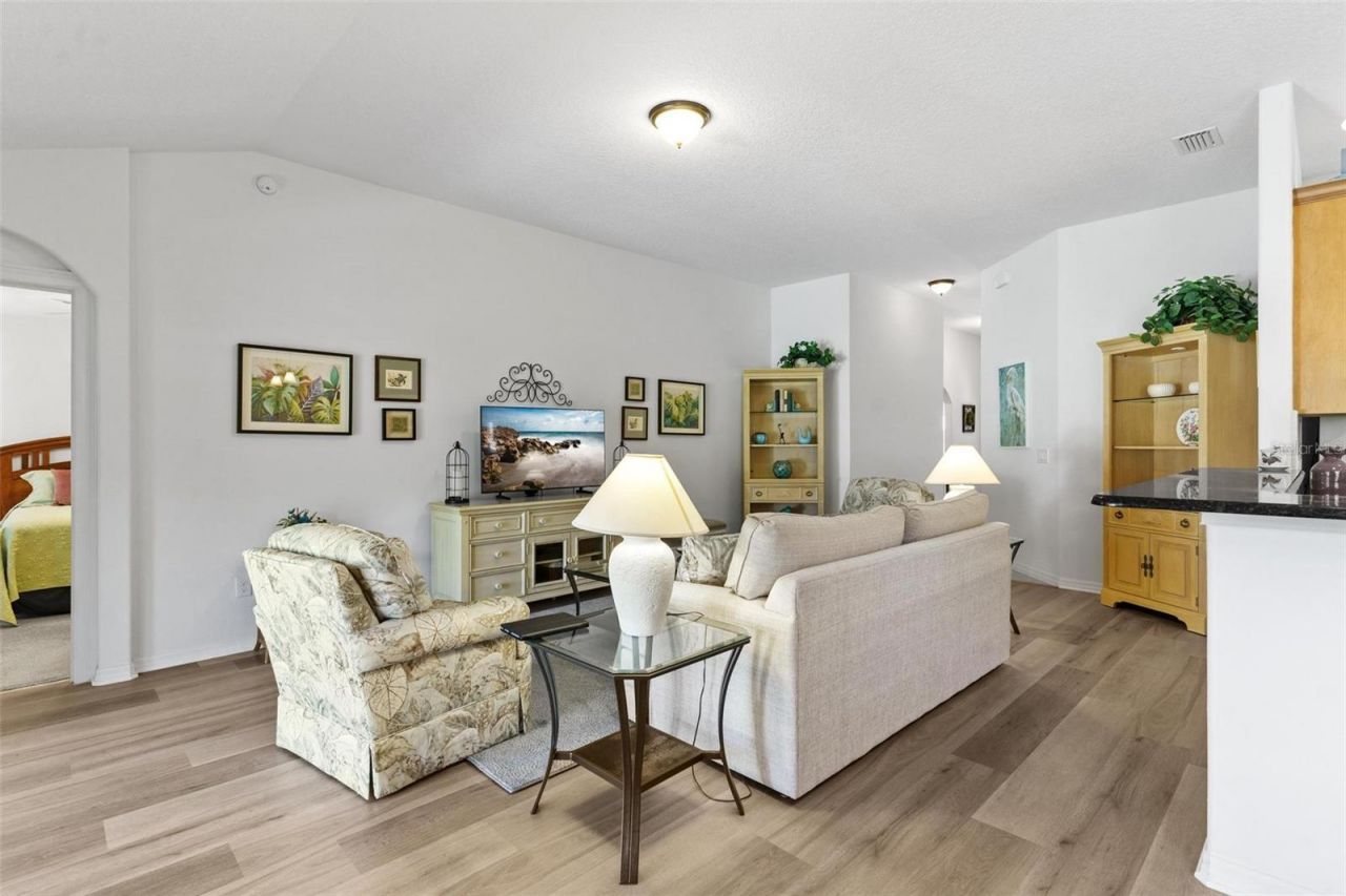 6115 Landings Boulevard , Lady Lake, FL 32159 Photo