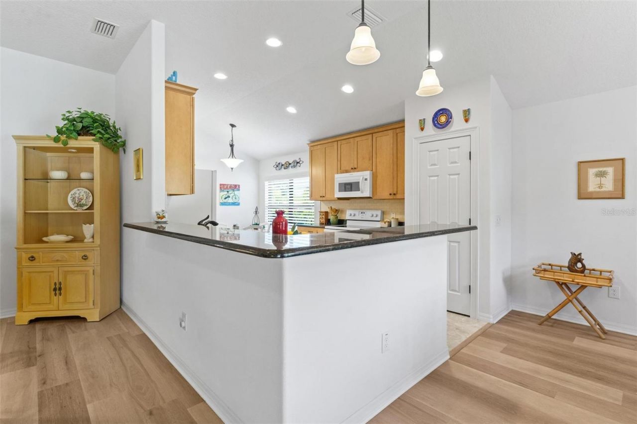 6115 Landings Boulevard , Lady Lake, FL 32159 Photo