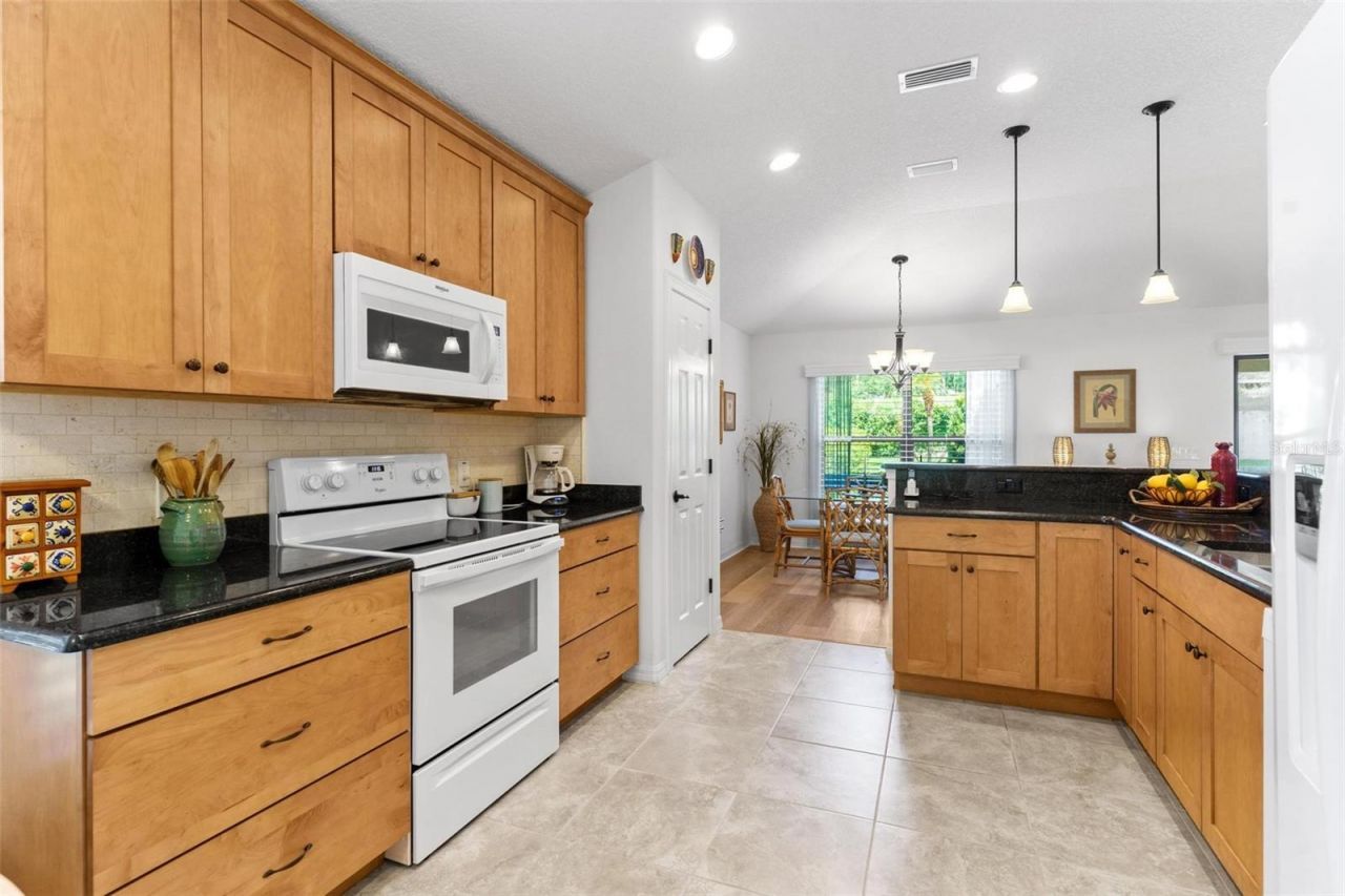 6115 Landings Boulevard , Lady Lake, FL 32159 Photo