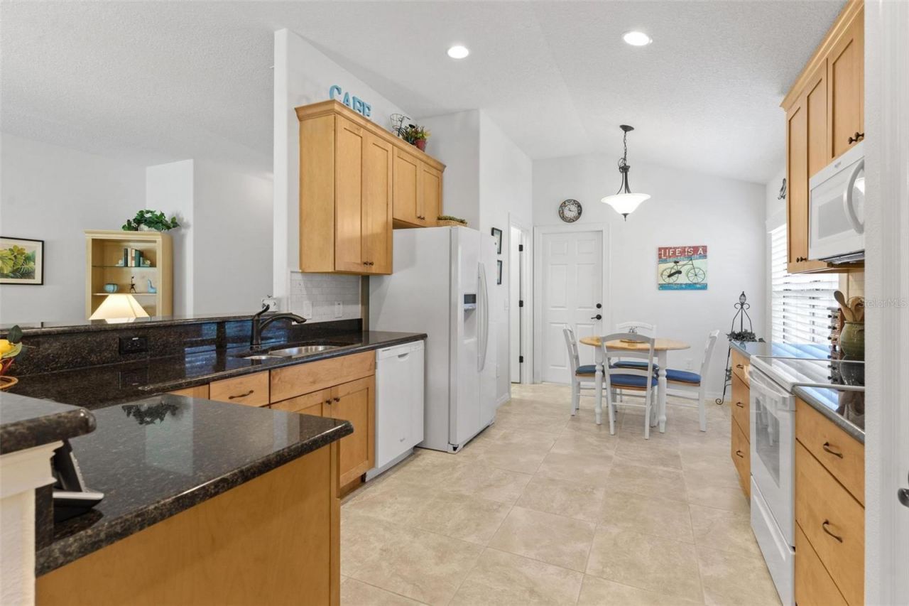 6115 Landings Boulevard , Lady Lake, FL 32159 Photo