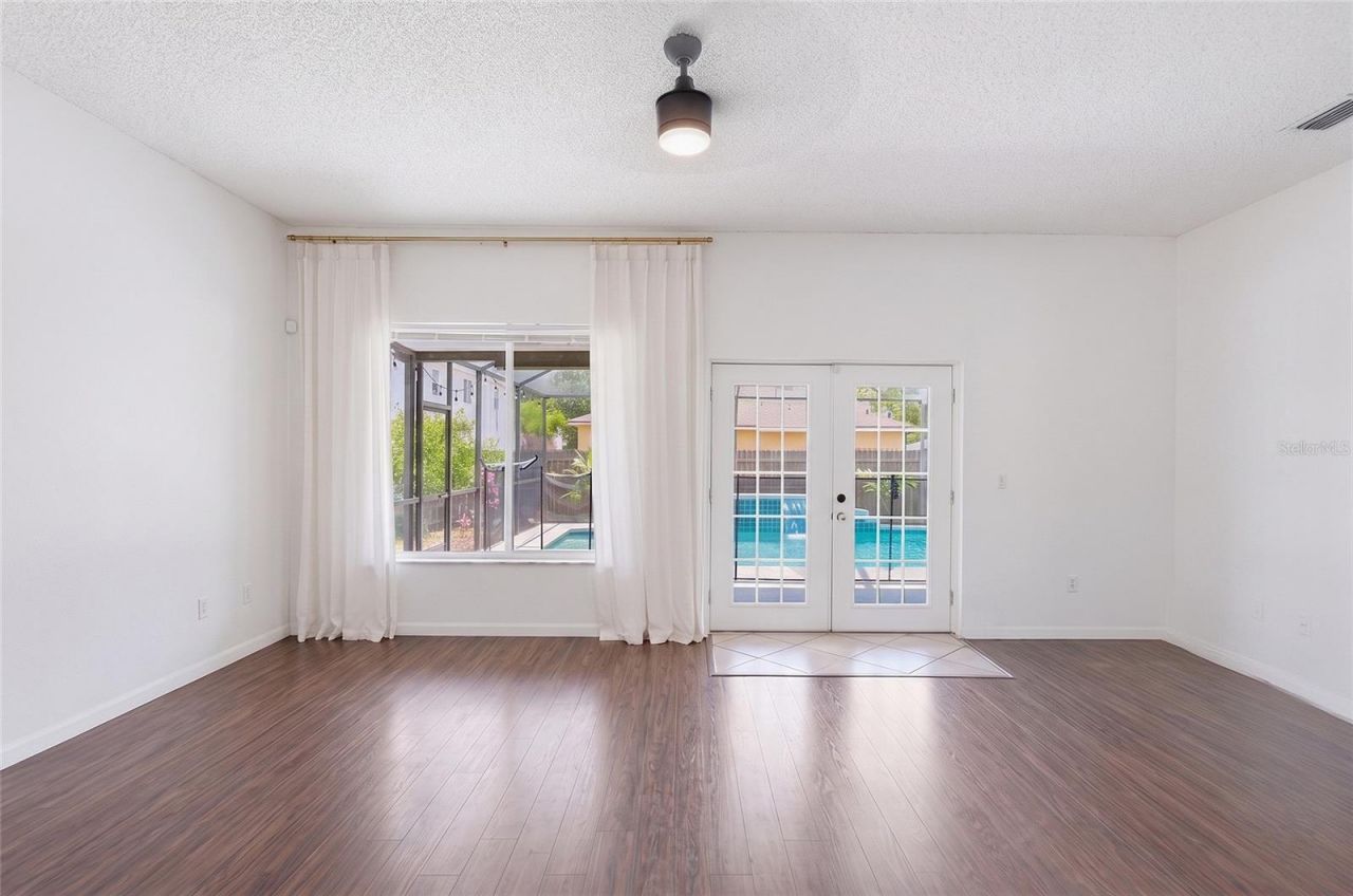 12640 Longcrest Drive , Riverview, FL 33579 Photo